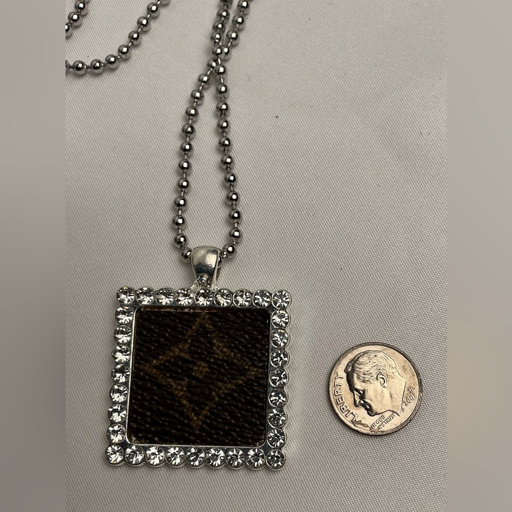 Louis Vuitton Monogram Canvas Silver Rhinestone Square Necklace - Picture 4 of 5